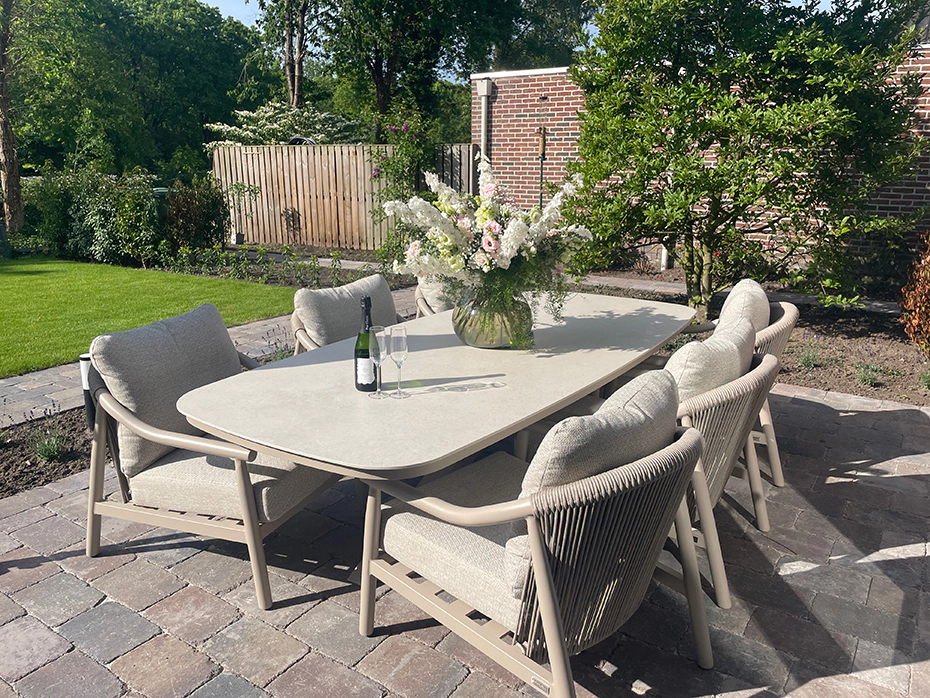 deens-ovale-tafel
