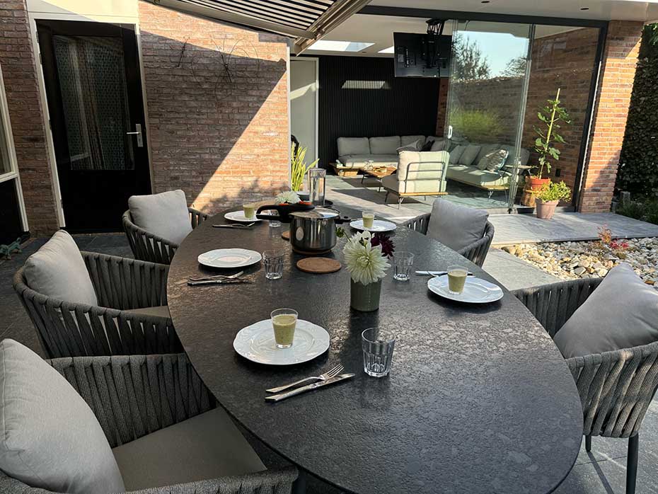 Waarom kiezen voor granieten tuinmeubelen?